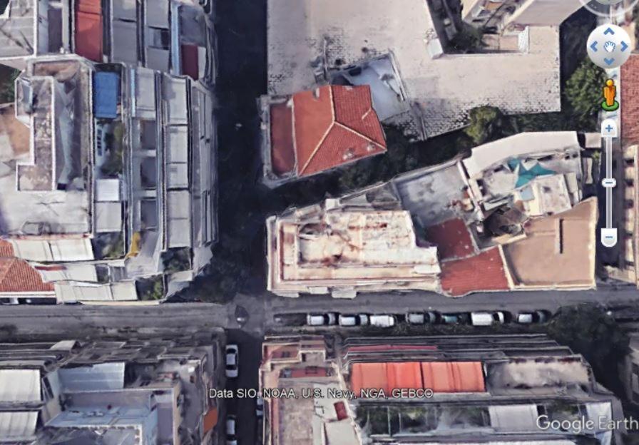 Exarcheia: Independent Ground Floor House. Apartment Athens Ngoại thất bức ảnh